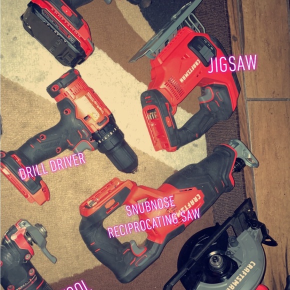 Craftsman 20v 7 piece electric tool set, comes with bits, blades, and a bag - Picture 3 of 3